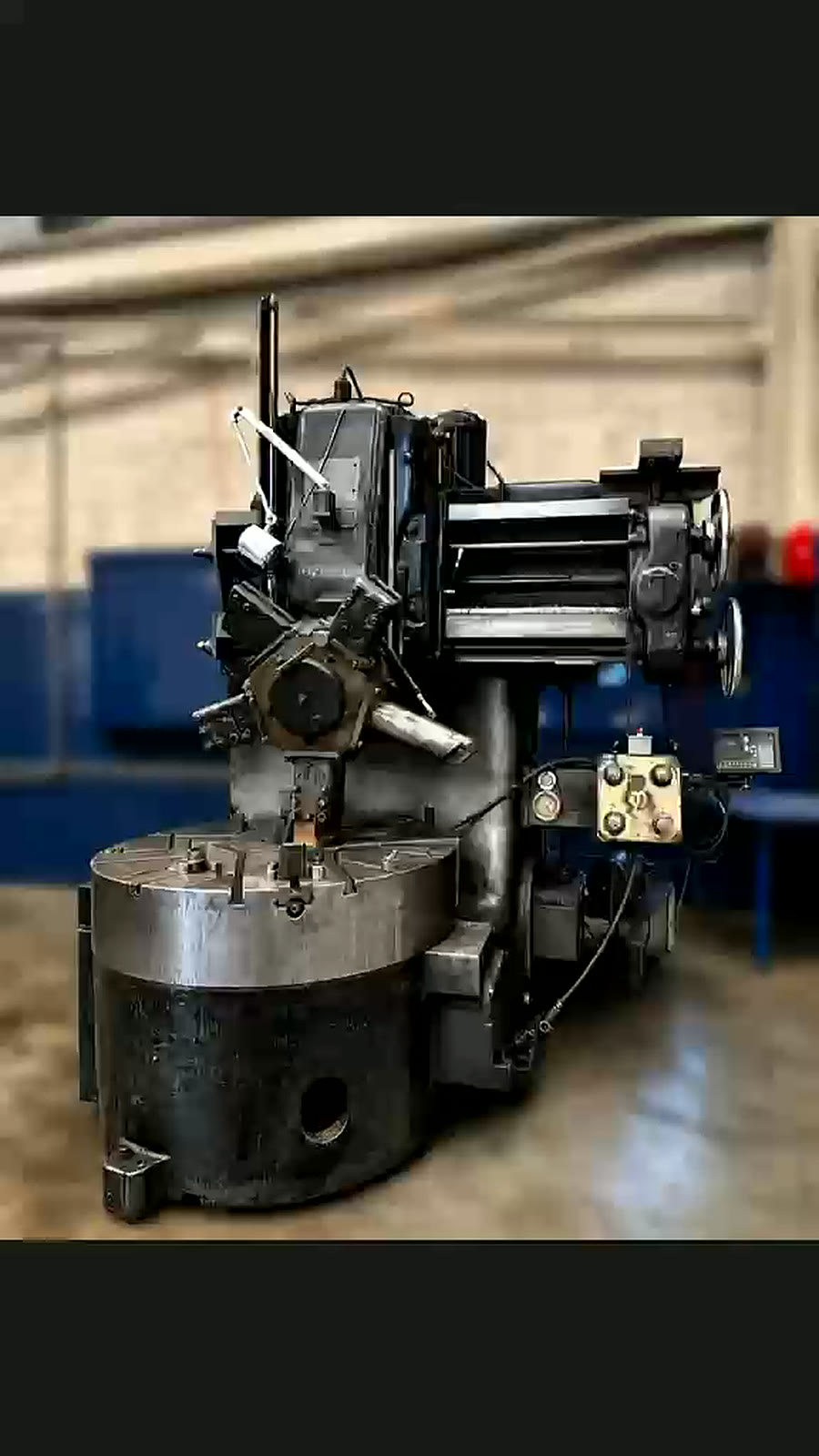Vertical Turret Lathe